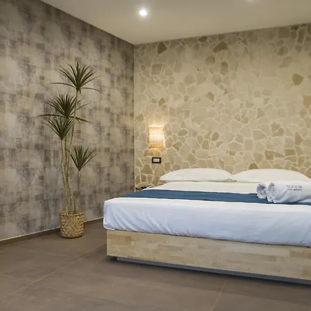 18 Luxury ベッド・アンド・ブレックファスト 4*