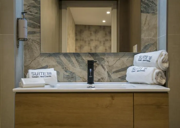 18 Luxury Bed & Breakfast Bari