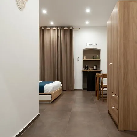 Bed & Breakfast 18 Luxury Bari