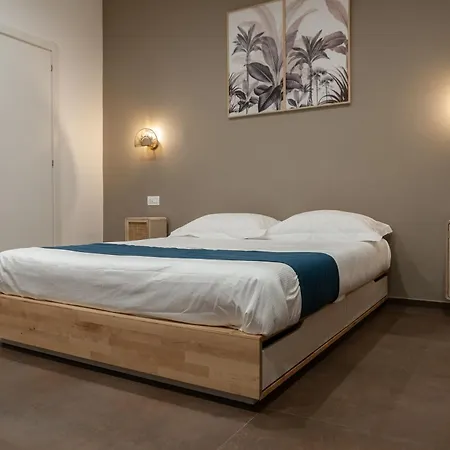 Bed & Breakfast 18 Luxury 4*