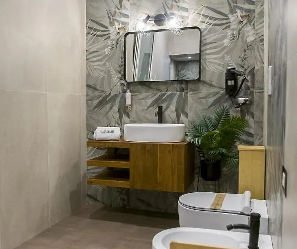 فندق مبيت وإفطار 18 Luxury 4*